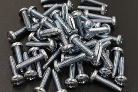 做好三角螺釘清洗和檢查工作，讓工件更堅(jiān)固！