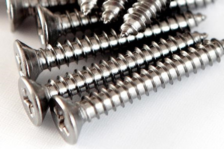 自攻螺釘要先打孔嗎？由使用條件而定！